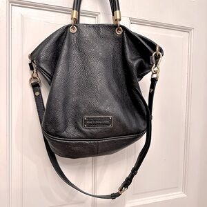 Marc by Marc Jacobs Black Leather Women's Bag / Crossbody